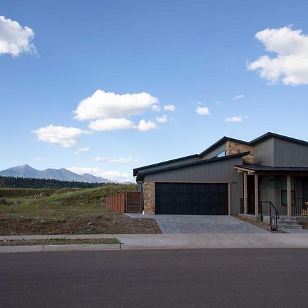 Modern Flagstaff Escape With Grill, 3 Mi To Downtown Villa Exterior photo